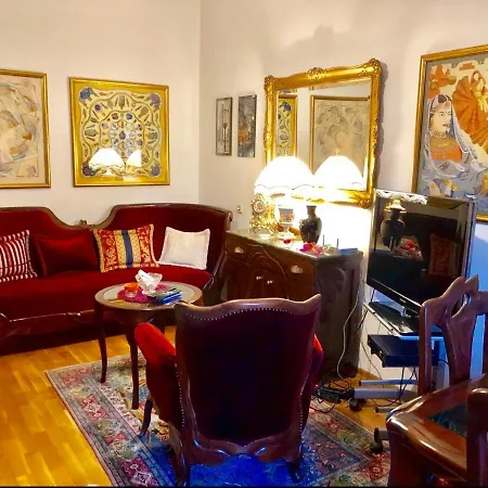 Cozy In City Center * Ποντγορίτσα